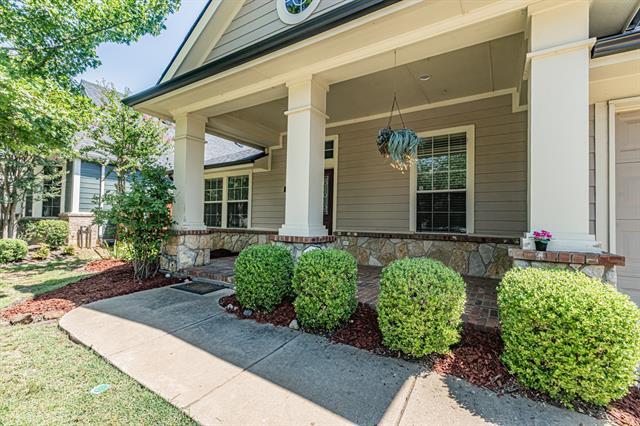 Photo - 811 Bradford St