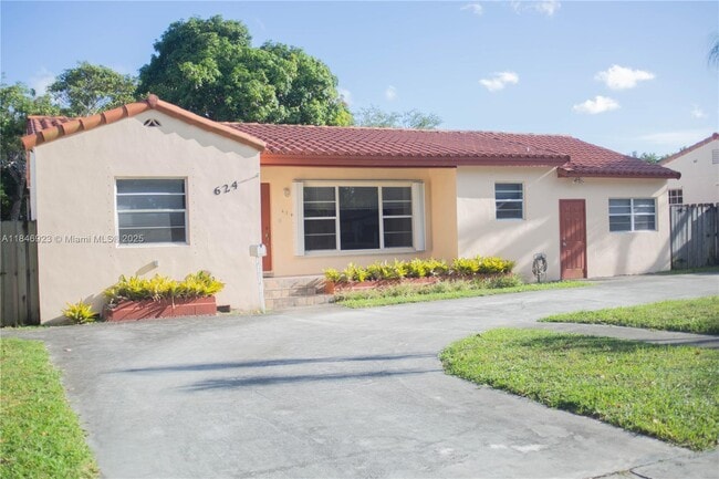 Photo - 624 Westward Dr