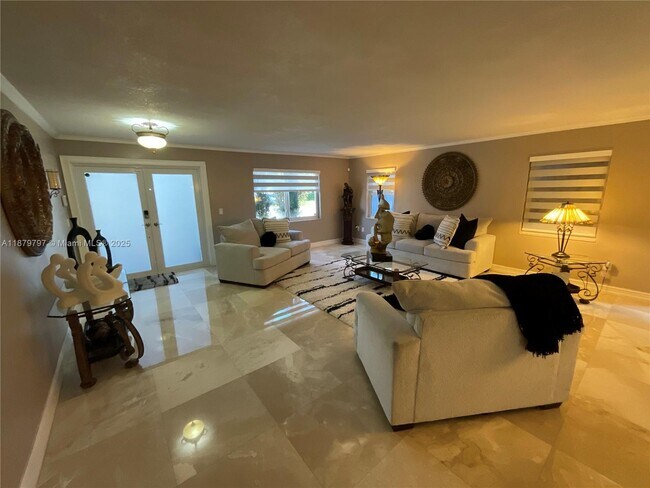 Photo - 9710 SW 13th St