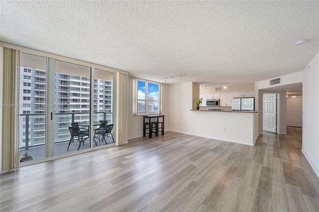 Photo - 1155 Brickell Bay Dr Condo Unit 1602