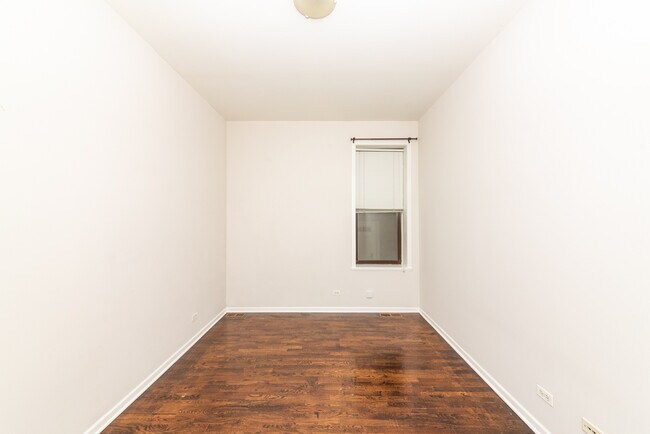Photo - 2207 W Race Ave Unit 01c