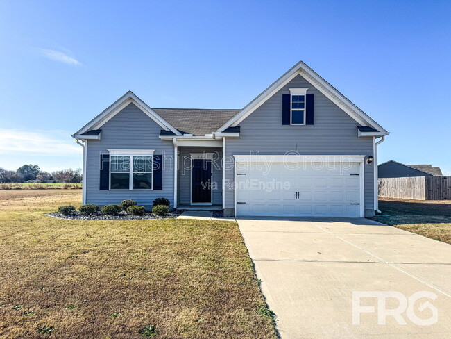 Building Photo - 202 Kenison Way