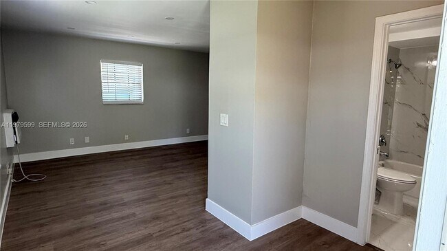 Photo - 220 NW 12th St Unit 1-4