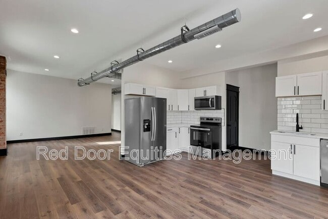 Photo - 530 1/2 N Columbus St