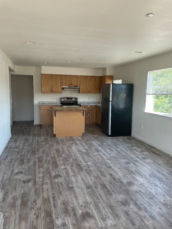 Building Photo - 391 S Sanderson Way Unit 3 Rental