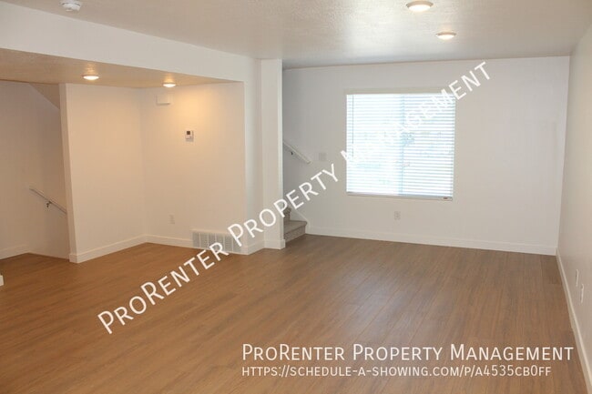 Photo - 162 State St