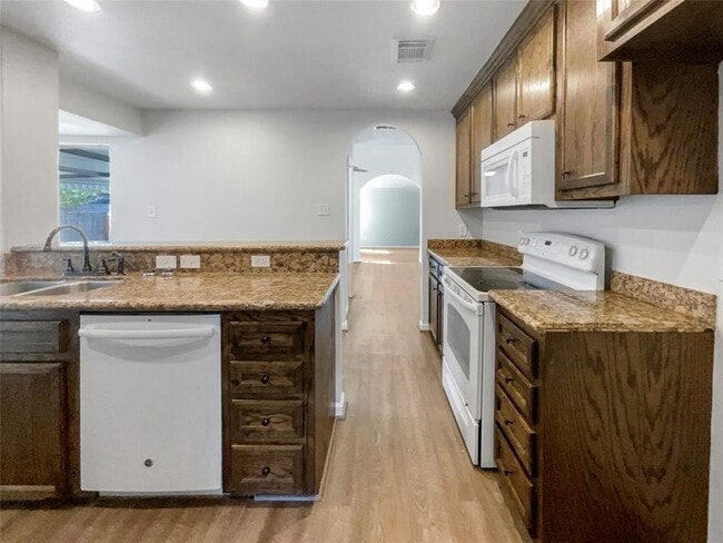 Photo - 16126 Spinnaker Dr