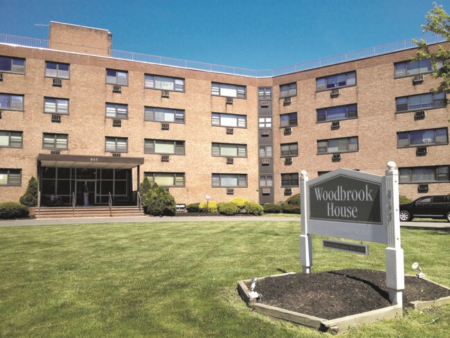 Woodbrook House Apartments For Rent in Ewing, NJ | ForRent.com