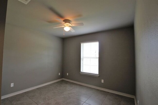 Photo - Beautiful 2 Bedroom, 2 Bathroom Townhome in South Tyler – Whitehouse ISD!