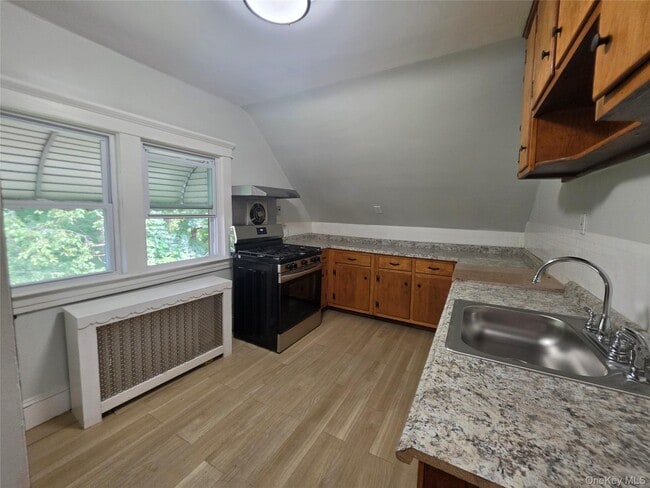 Photo - 81 Waring Pl Unit 3