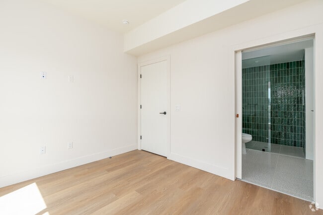 3 habitaciones, 3 baños - 1105 pies cuadrados - Dormitorio