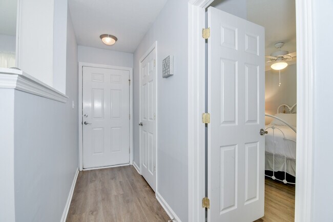 Photo - 600 Mickelson Way