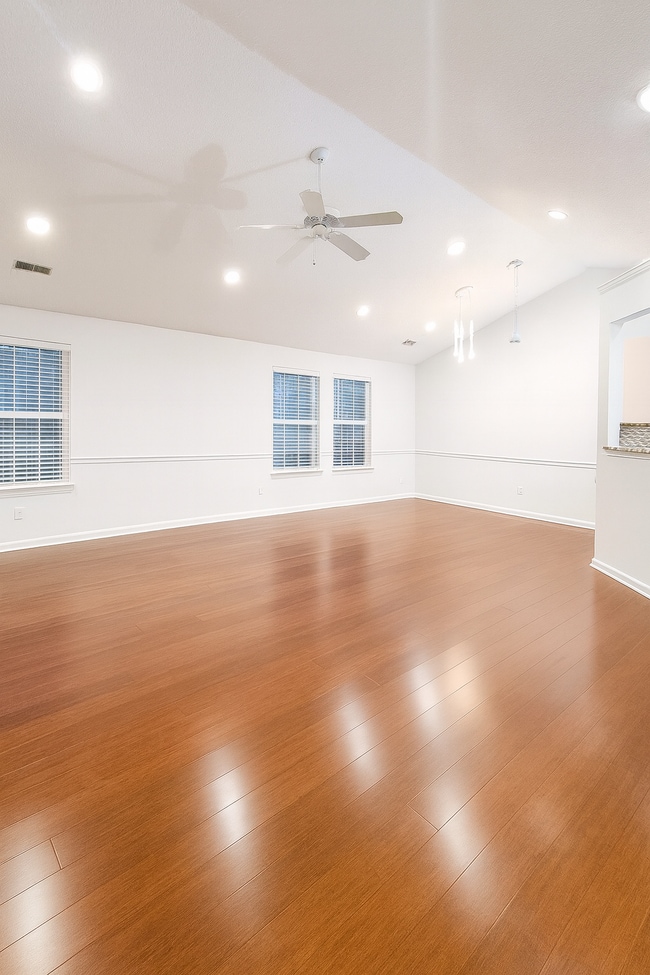 Photo - 6 Valley Glen Ct