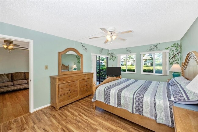 5219 Lake Village Dr Unit 21