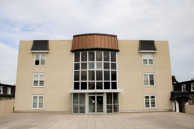 Photo - One bedroom/one bath apartment in Brown Deer