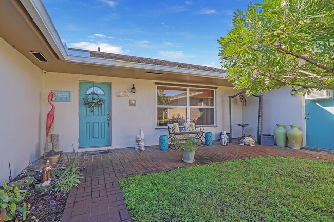 Photo - 5140 Laird Ln