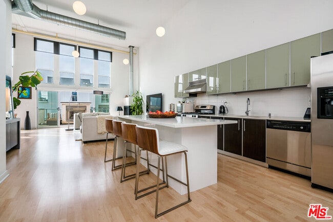 Photo - 4215 Glencoe Ave Unit 419