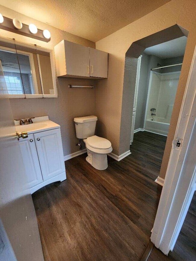 Photo - 149 Merrick St Unit A