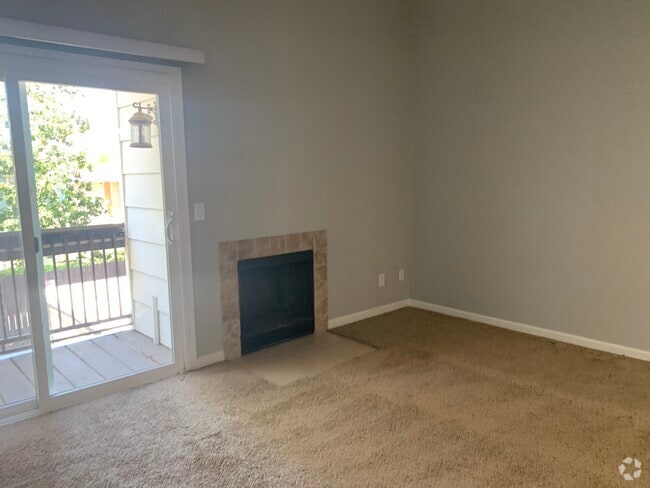 Building Photo - 6280 Havenside Dr Unit 1 Rental