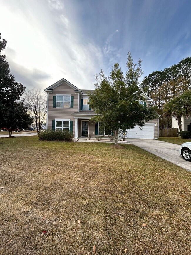 Photo - Beautiful 4BR 2.5Ba In Summerhaven community