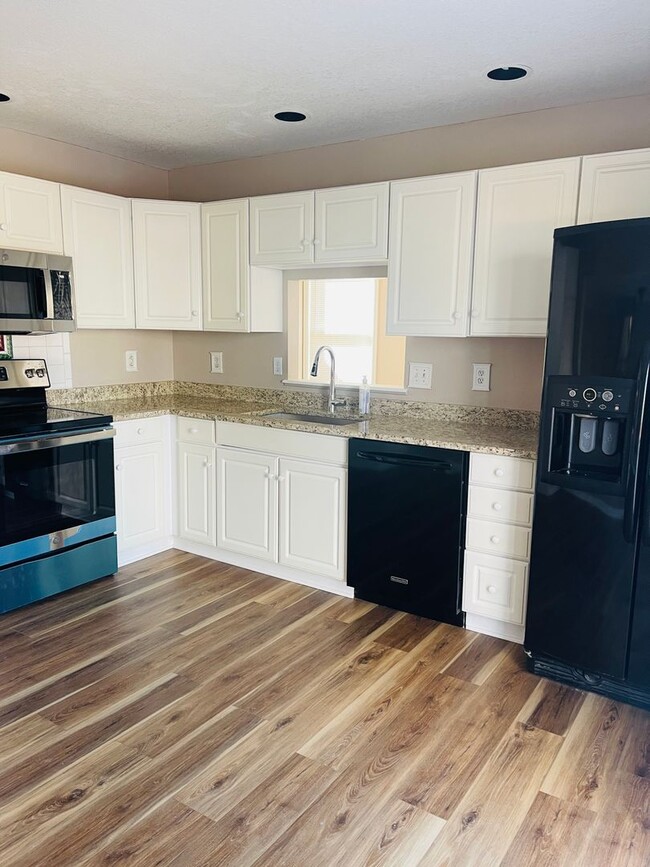 Photo - 4 bedroom, 4 bathroom single family house in Centennial
