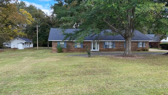 284 Connie Lynne Dr