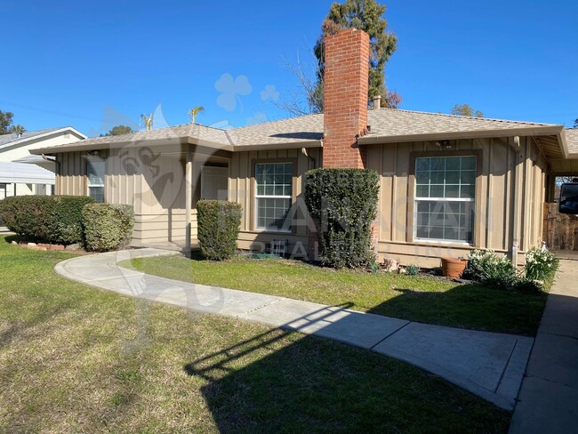 2 Bedroom/ 1 Bathroom home. - 2 Bedroom/ 1 Bathroom home.