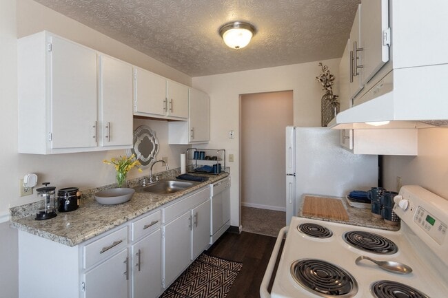 Photo - Fairfield Pointe