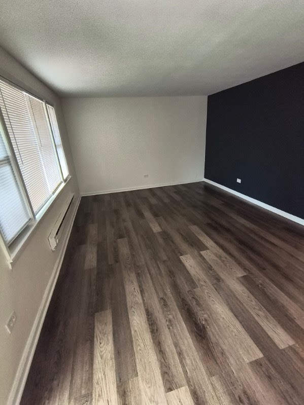 Photo - 7617 S Colfax Ave Unidad 104