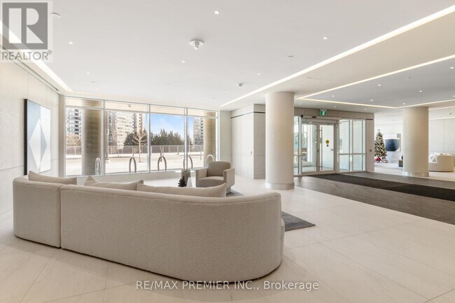 Photo - 30 Upper Mall Wy Unit 909