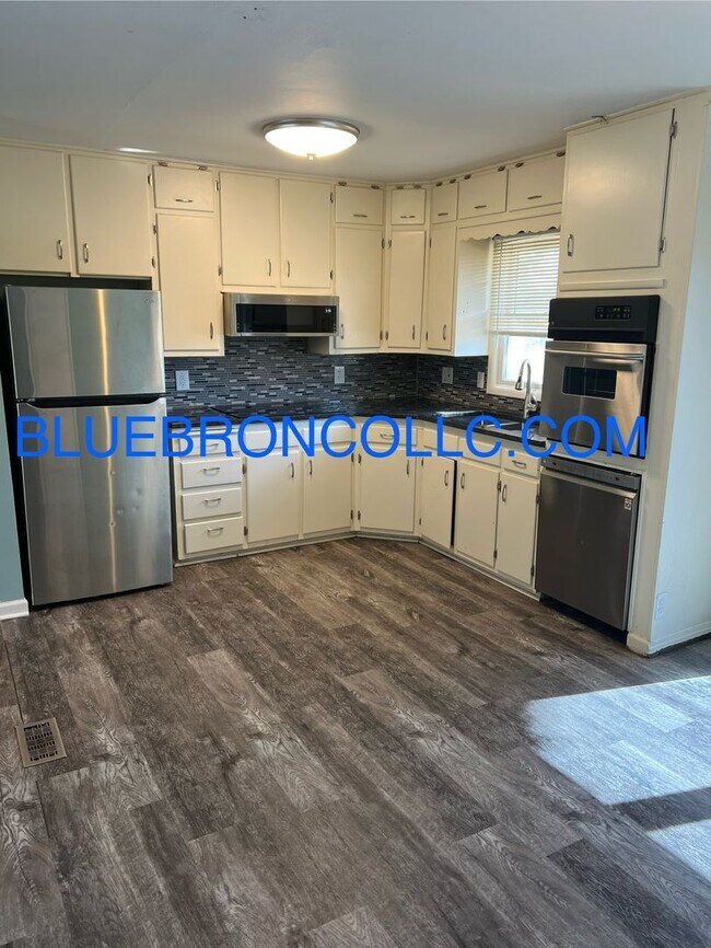 Beautiful newly remodeled house in a great... House Rental in Kansas