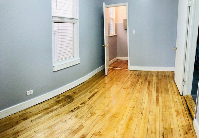 Master Bedroom - 3005 W 40th St Unit 2F