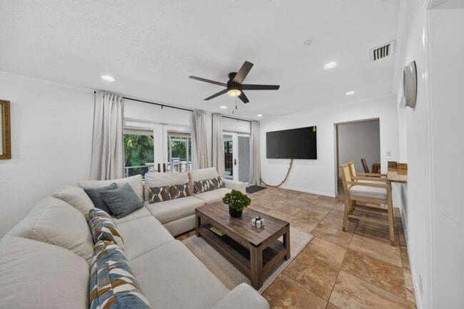 Photo - 4431 NE 28th Ave