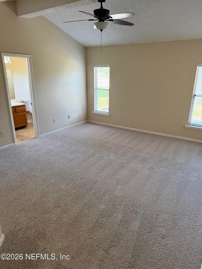 Photo - 487 Springbrook Dr