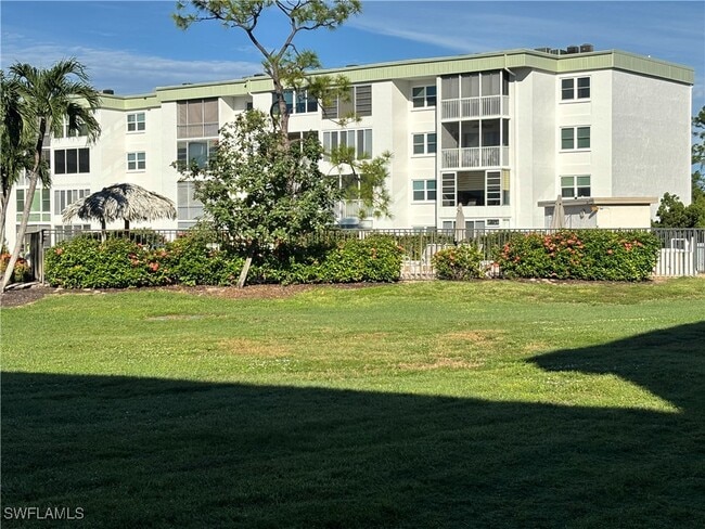 Building Photo - 1624 Pine Valley Dr Unit 115