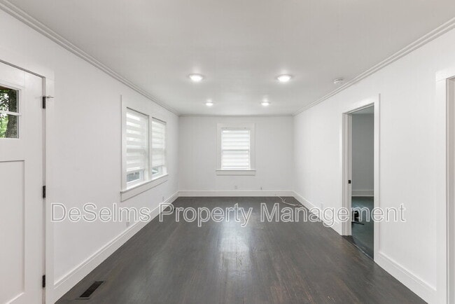 Photo - 927 Chickasaw Ave
