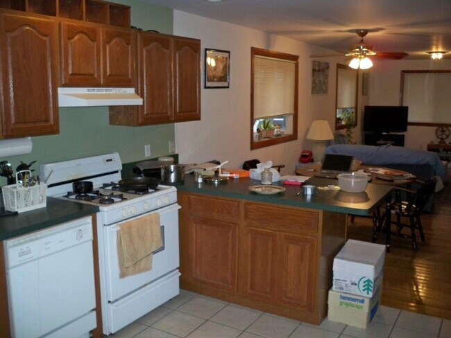 Photo - 2BR 1Bth unit. Great location! Easy access to Mass Pike.  Outdoor deck!