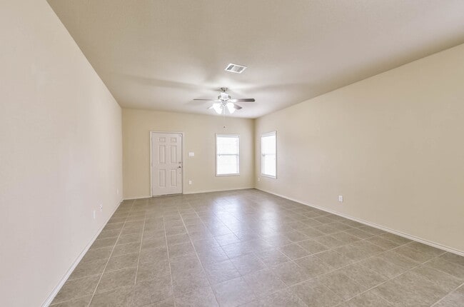 Photo - 19735 Crossfalls Ln