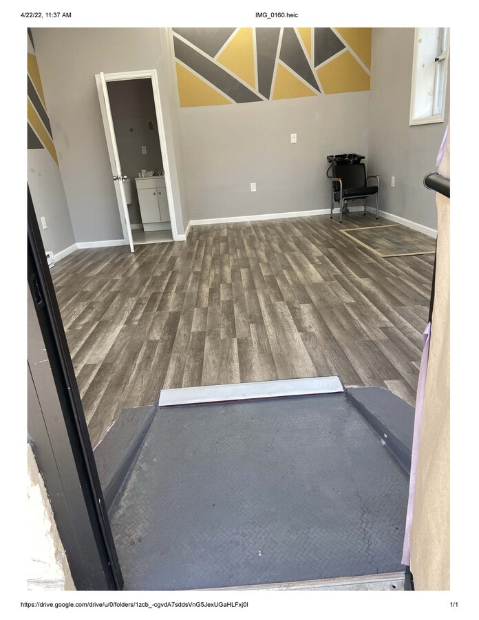 Photo - 1029 E Grand St Unidad Second Floor