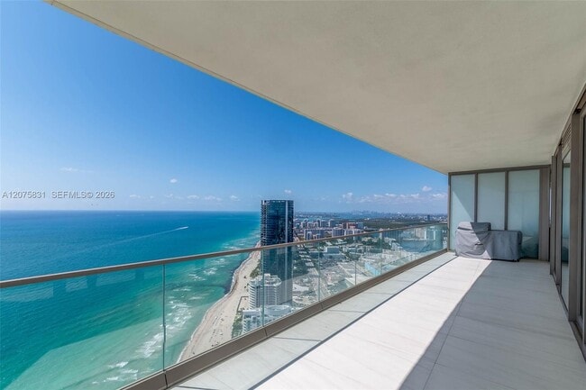 Photo - 18975 Collins Ave Unit 5403