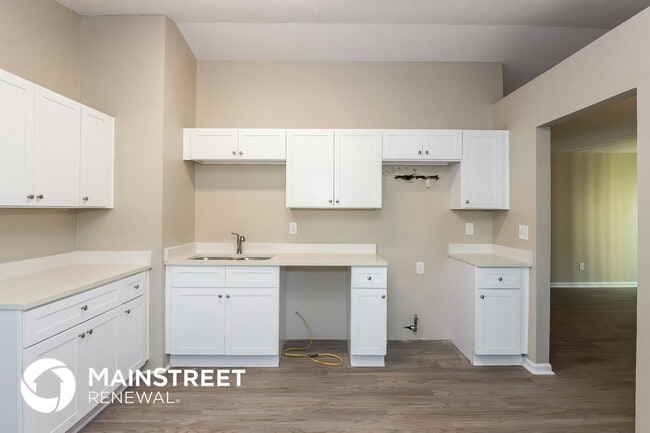 Photo - 6265 Leverett Dr