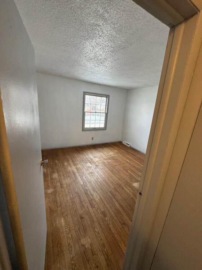 Photo - 32-46 Manor Drive - 44