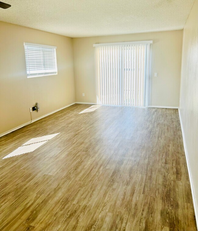 29268 Murrieta Rd Rental For Rent in Menifee, CA