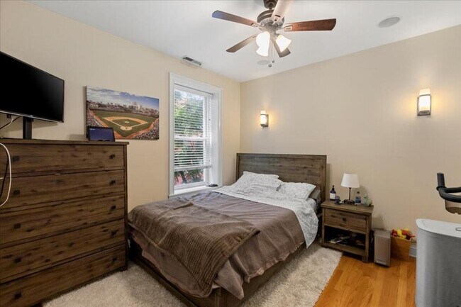 Photo - 2 bedroom in Chicago IL 60647 Unit 2