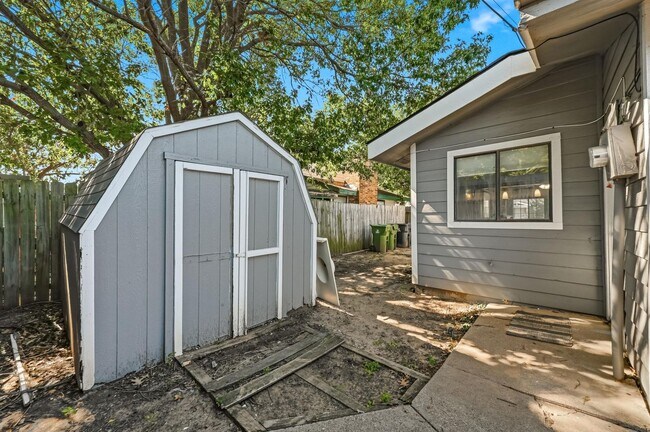 Photo - Upgraded Duplex in Arlington!