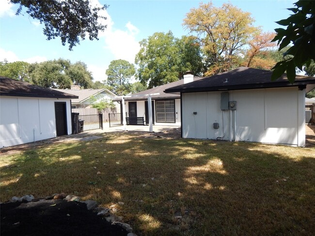 Photo - 22223 Woodrose Dr