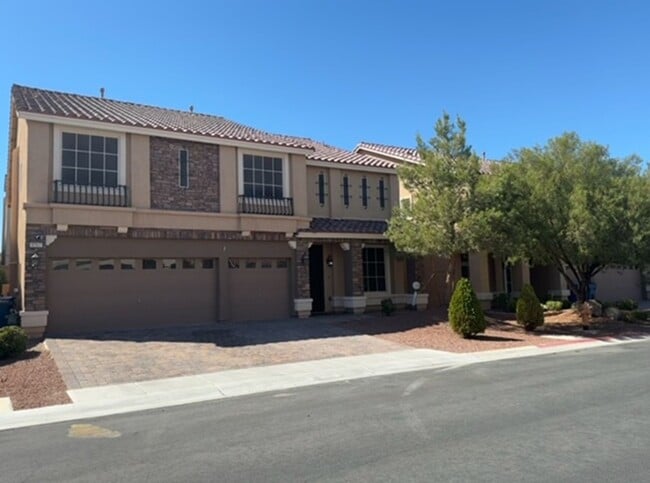 Large Stunning 5 Bedroom Home in the South... - Large Stunning 5 Bedroom Home in the South...