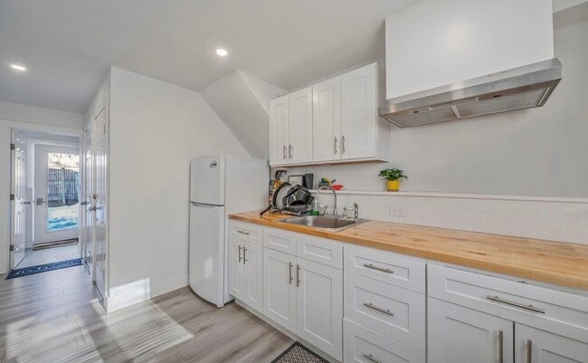Photo - 74 Hempstead Dr Unit Apartment