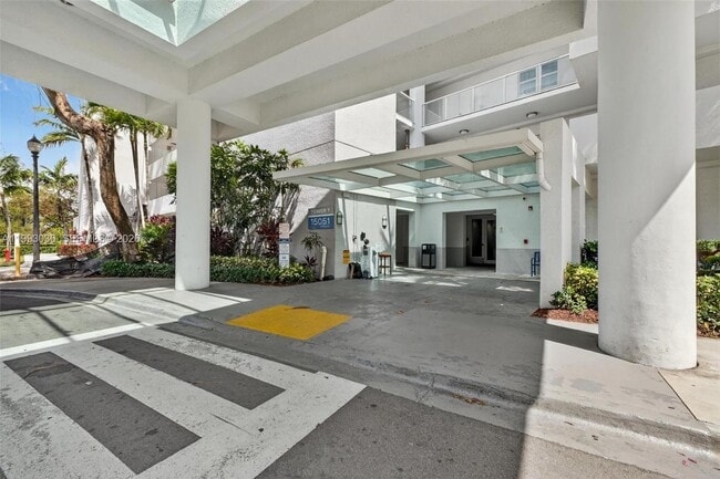 Photo - 15051 Royal Oaks Ln Unit 2406