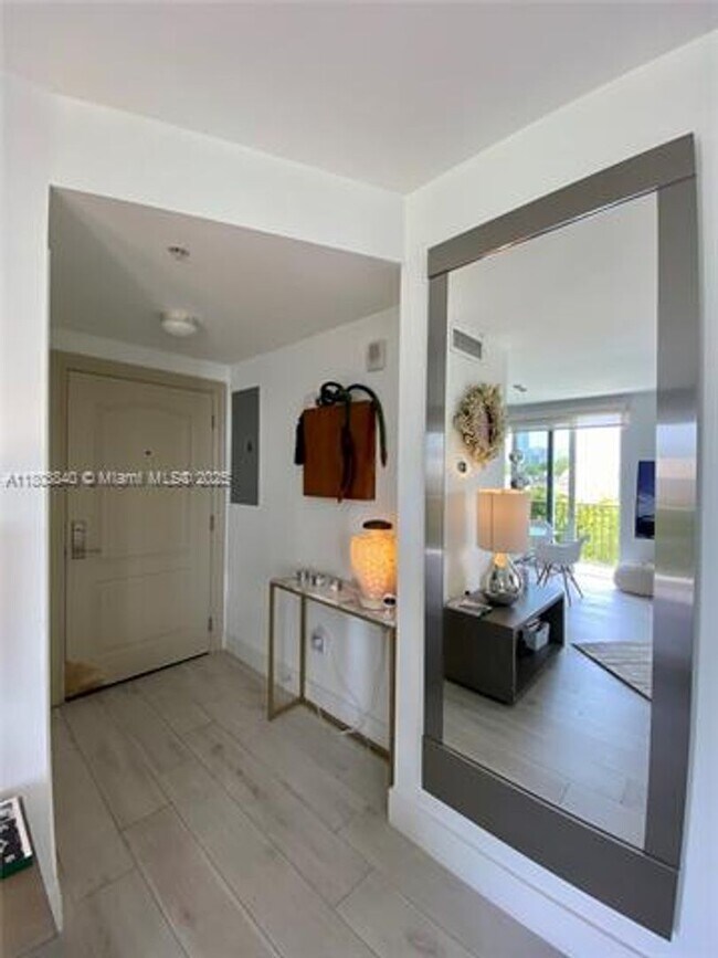 Photo - 2701 SW 3rd Ave Unit 2701 SW 3rd Ave  403